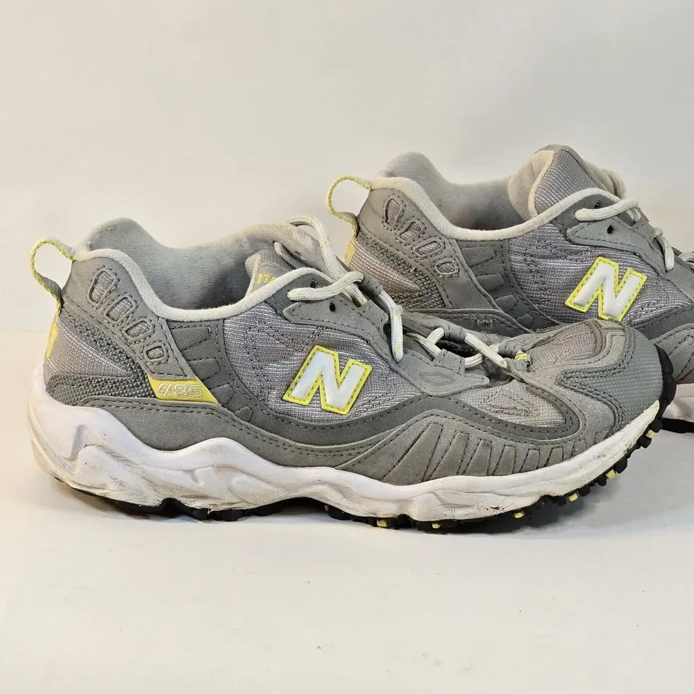 New Balance 485 Womens Size 7 B Trail Running Shoes Gray White Athletic Trainers